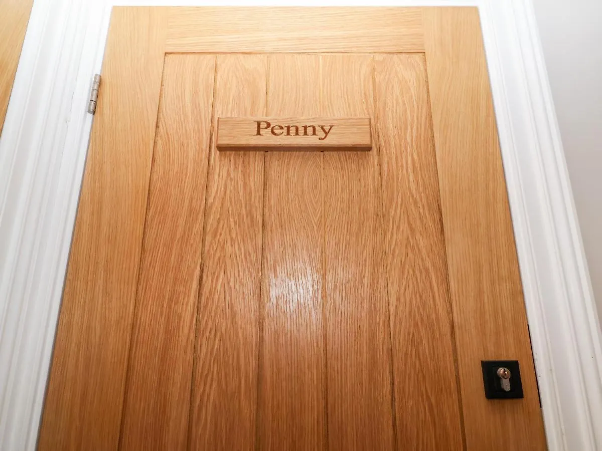 Villa Penny York 0*,  Regno Unito